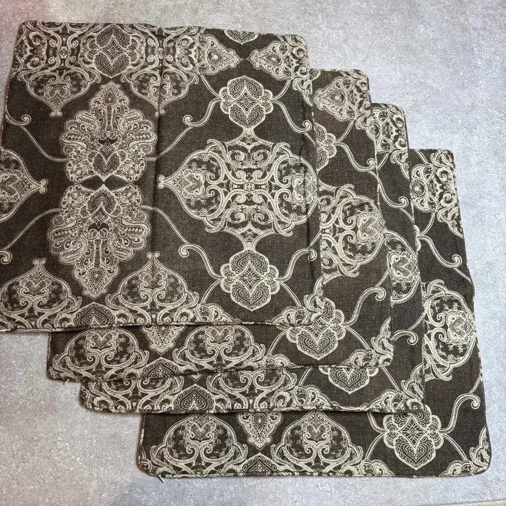 Set of 4 Pottery Barn Alana Brown Paisley Pillow Case Shams 24x24